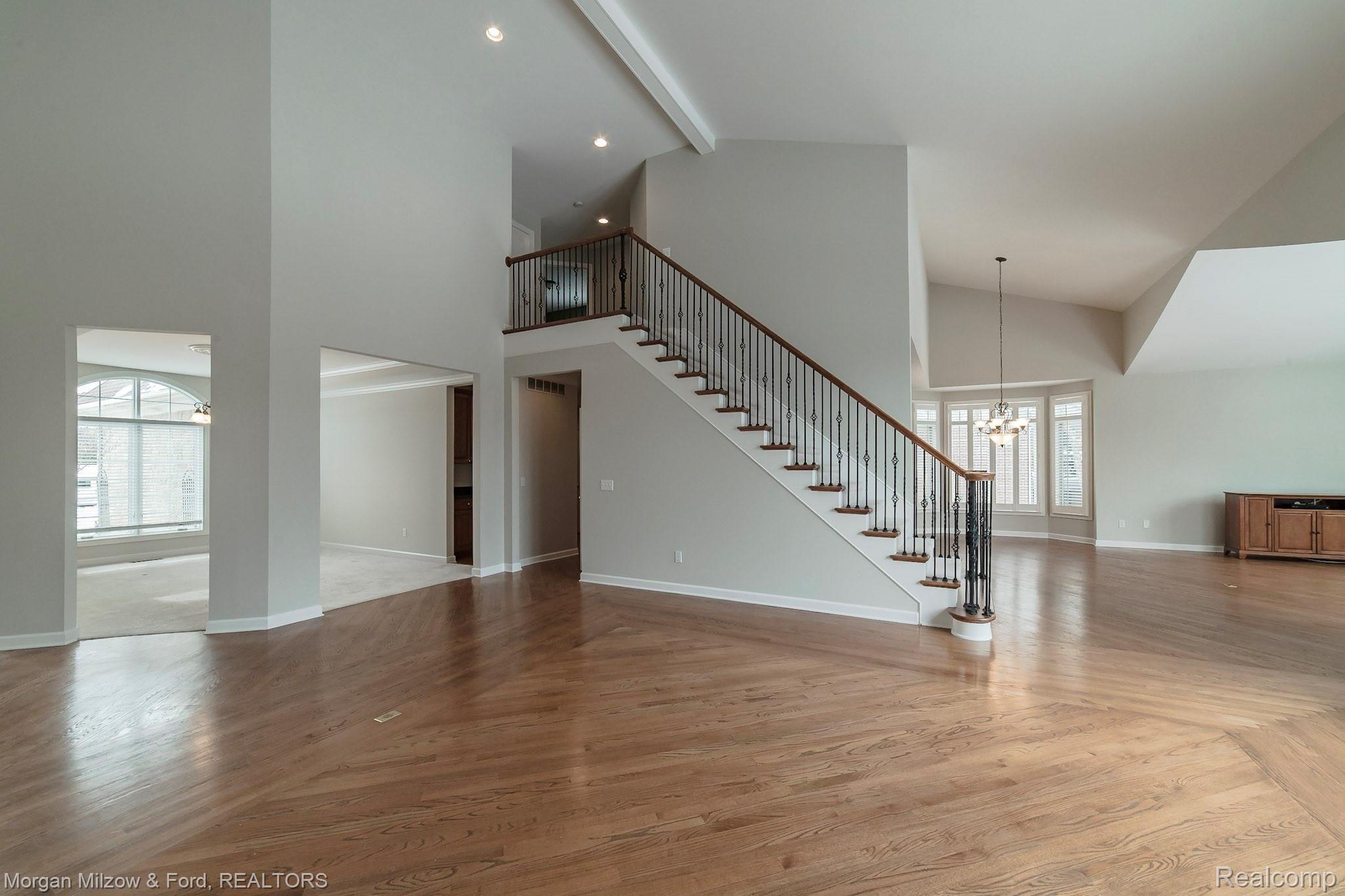 6968 Oakhurst Ridge Road Clarkston, MI 48348 - Photo 14 of 65 6968 Oakhurst (14).jpg