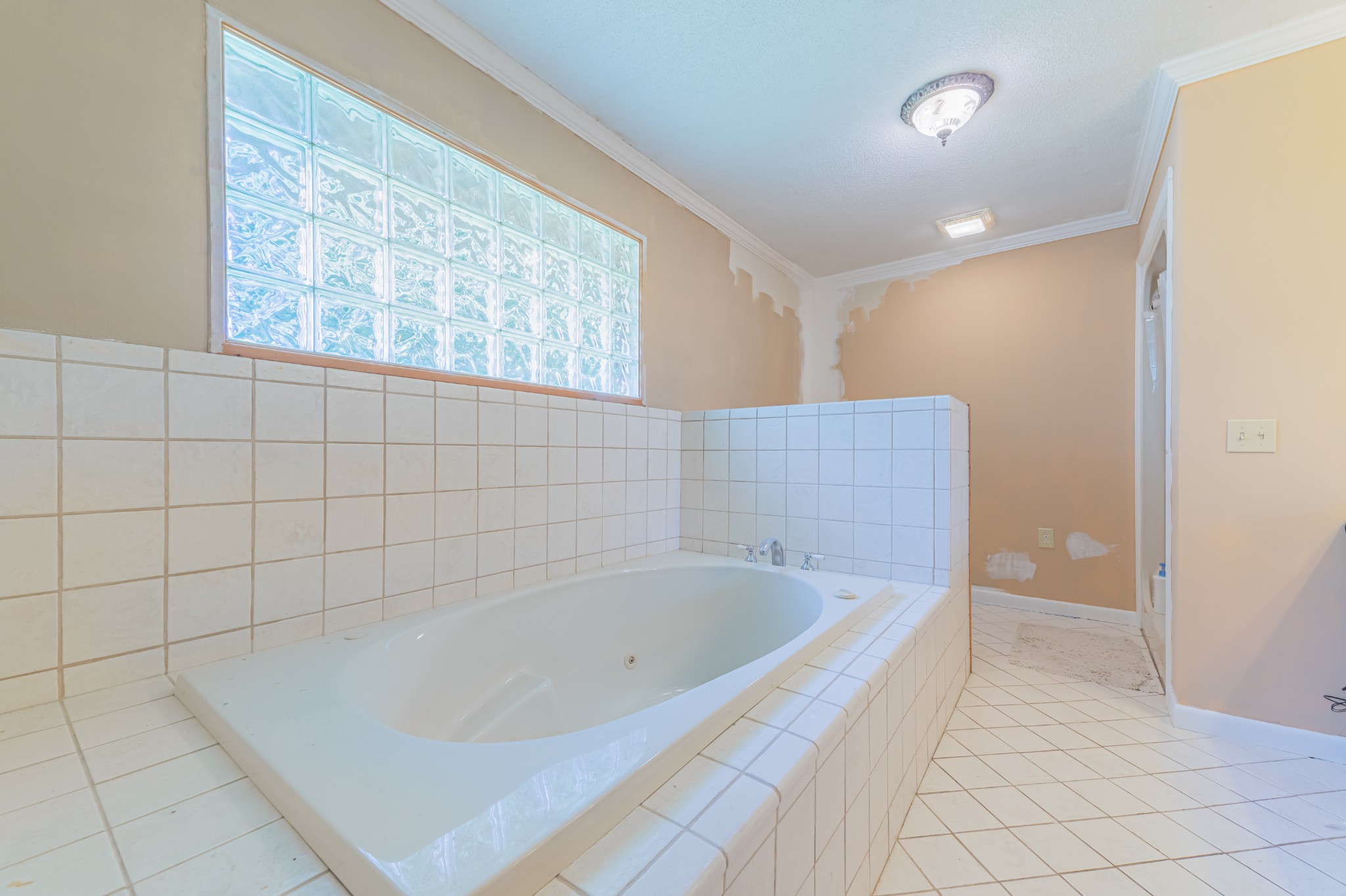 292 Laynes Cove Road Pelham, TN 37366 - Photo 43 of 43 a bathroom with a bathtub and shower