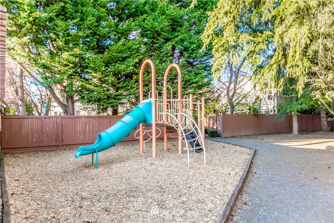 18803 20th Avenue Southeast Bothell, WA 98012 - Photo 31 of 33 Gallery Image 31