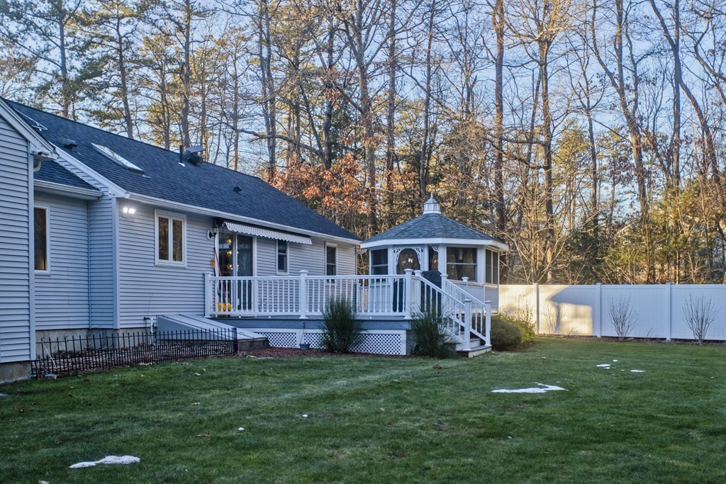 344 Stafford Road Monson, MA 01057 - Photo 4 of 42 Gallery Image 4
