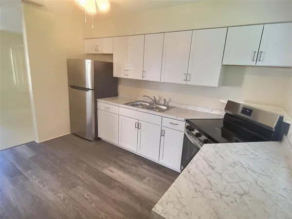 $219,500 | 1334 Sunset Drive, Sebring, FL 33870