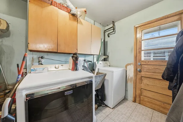 $199,900 | 7800 New Castle Avenue, Burbank, IL 60459