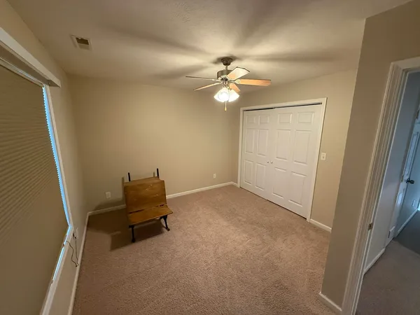 a view of entryway with workspace