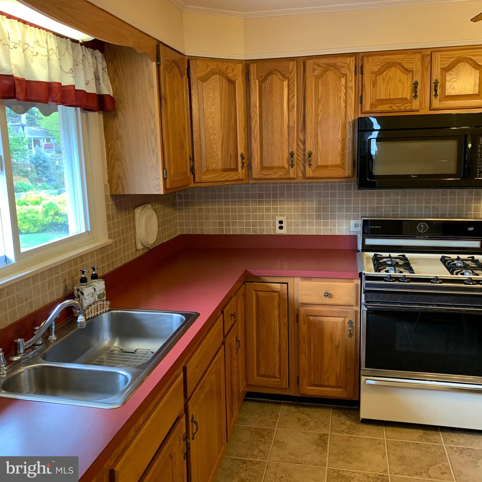 2079 Jenkintown Road Glenside, PA 19038 - Photo 32 of 86 Gallery Image 32