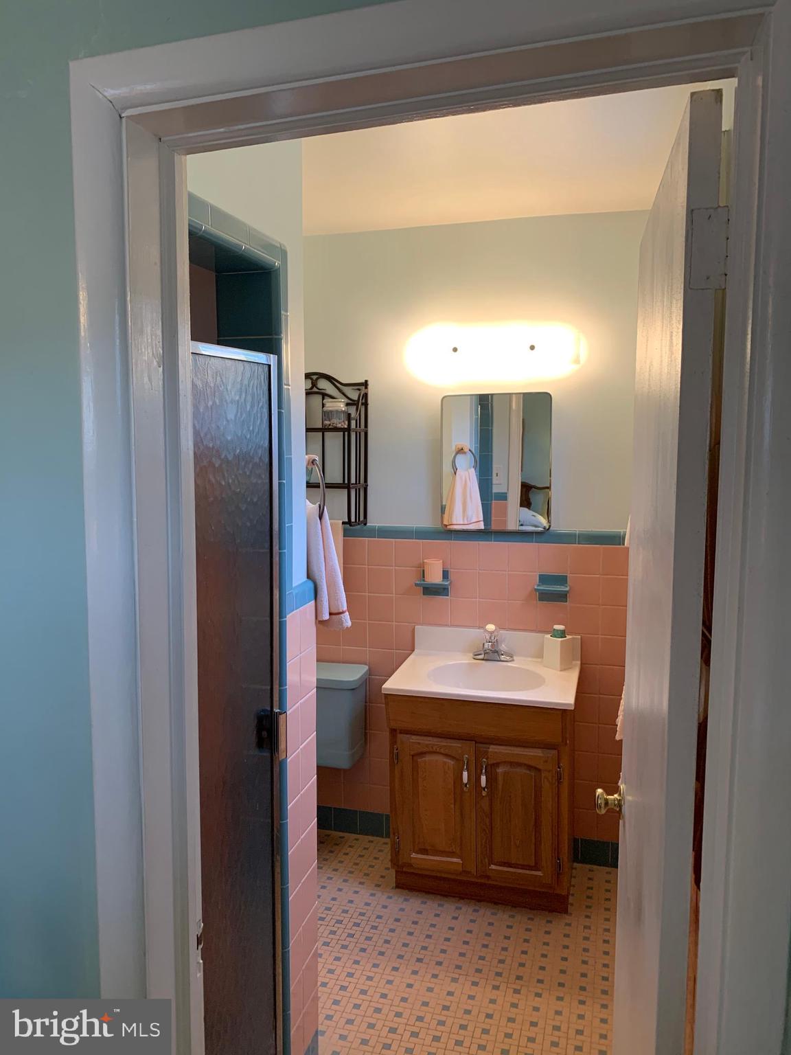 2079 Jenkintown Road Glenside, PA 19038 - Photo 46 of 86 Gallery Image 46