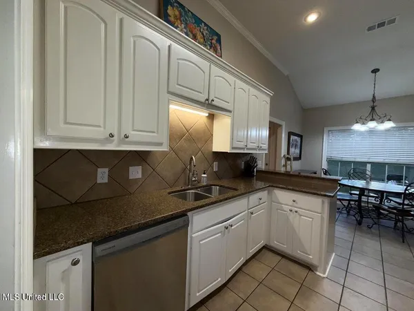 $2,400 | 103 Buffalo Cove, Clinton, MS 39056