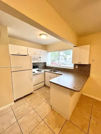 $1,650 | 7626 Northeast 6th Court, Unit 1, Miami, FL 33138