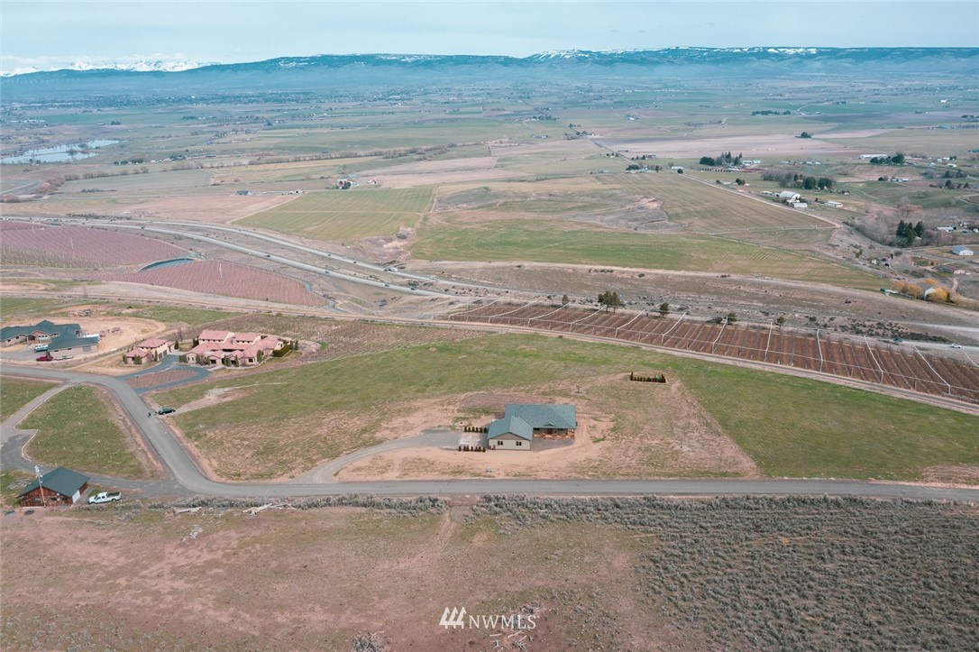 2660 Tozer Road Ellensburg, WA 98926 - Photo 13 of 40 Gallery Image 13