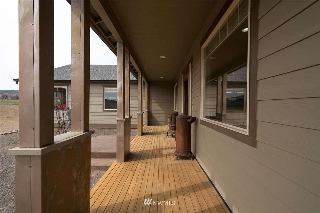 2660 Tozer Road Ellensburg, WA 98926 - Photo 3 of 40 Gallery Image 3