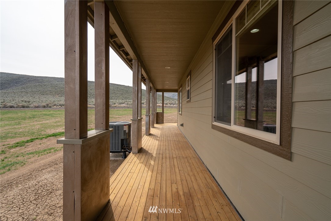 2660 Tozer Road Ellensburg, WA 98926 - Photo 4 of 40 Gallery Image 4