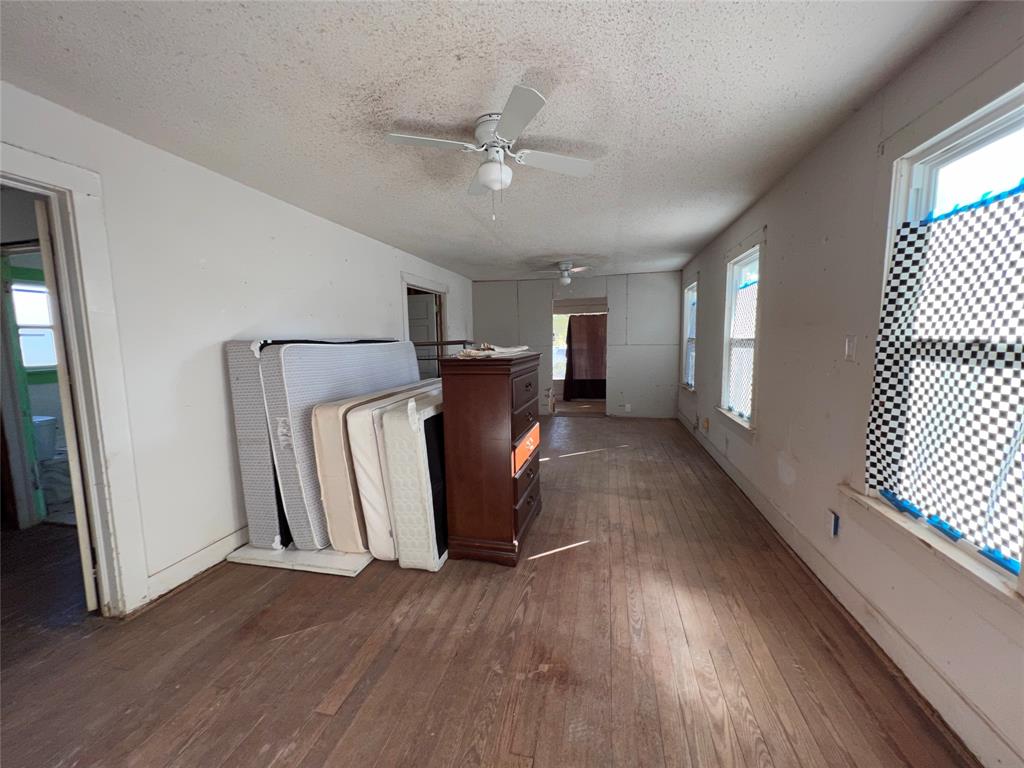 800 Roosevelt Street Wichita Falls, TX 76301 - Photo 19 of 33 Main Living area