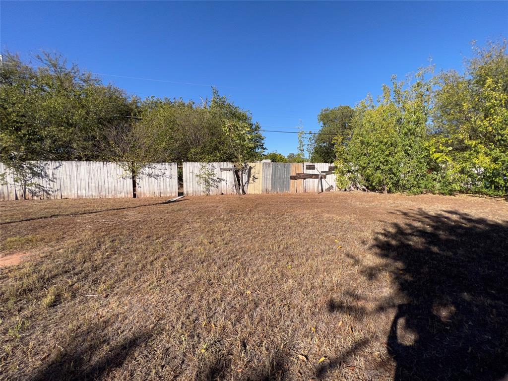 800 Roosevelt Street Wichita Falls, TX 76301 - Photo 21 of 33 Will need Fencing