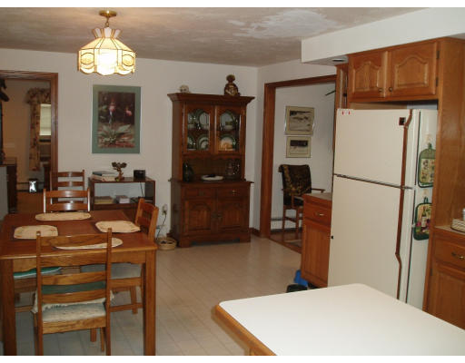 240 Fort Pond Road Lancaster, MA 01523 - Photo 14 of 30