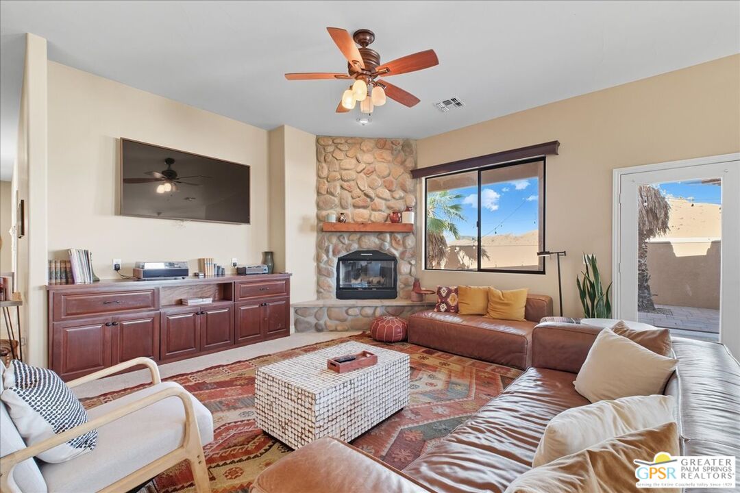 5935 Buena Suerte Road Yucca Valley, CA 92284 - Photo 13 of 49