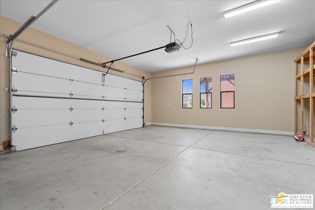 5935 Buena Suerte Road Yucca Valley, CA 92284 - Photo 21 of 49