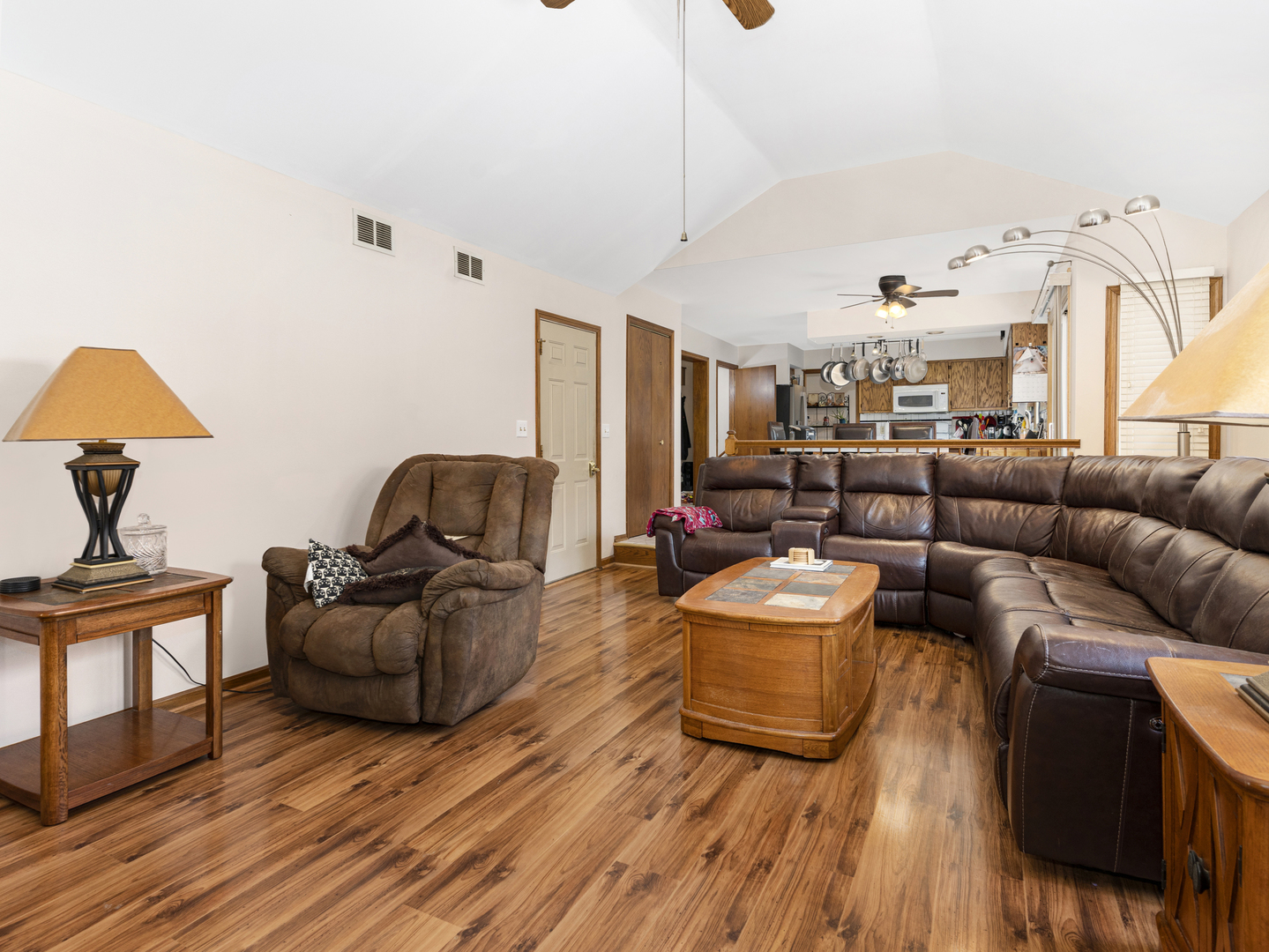 2333 Hess Drive Crest Hill, IL 60403 - Photo 2 of 26 a living room with furniture and wooden floor