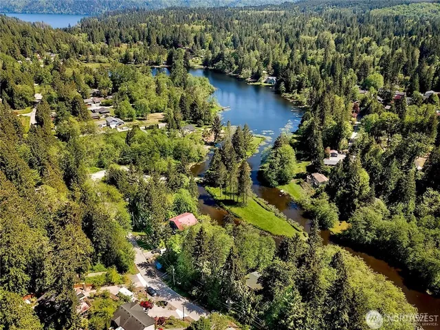 a view of a garden with a building