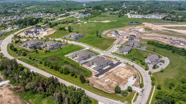 $389,900 | 1633 Grey Fox Trail, Unit E, Mukwonago, WI 53149