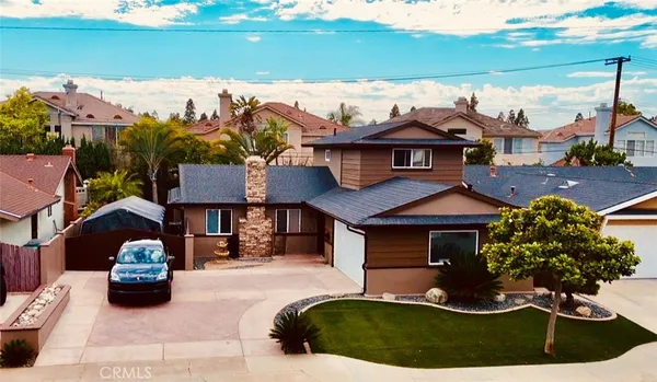 $1,525,000 | 3075 Platte Drive, Costa Mesa, CA 92626