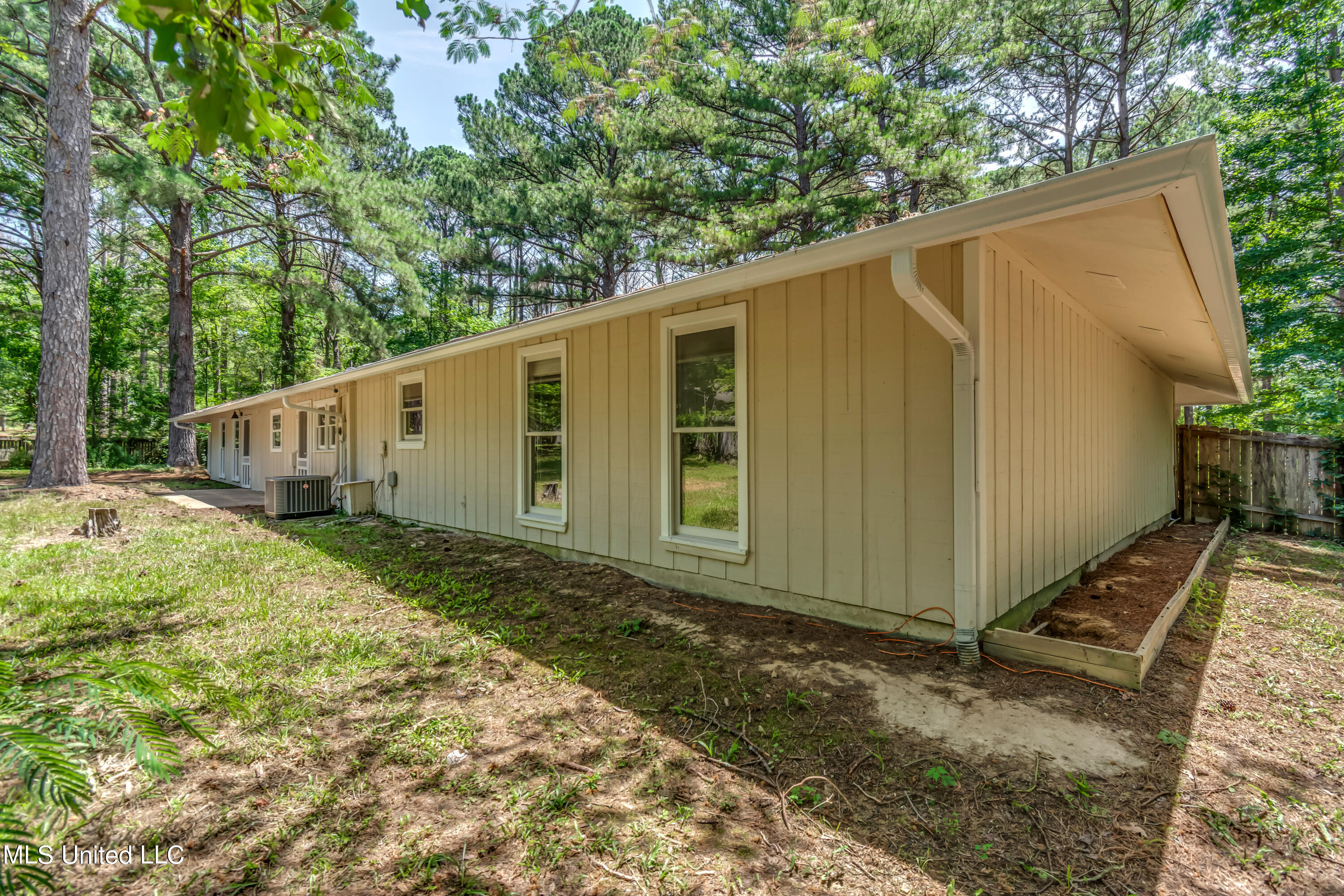 551 Holly Bush Road Brandon, MS 39047 - Photo 57 of 71 551 Holly Bush Rd-51