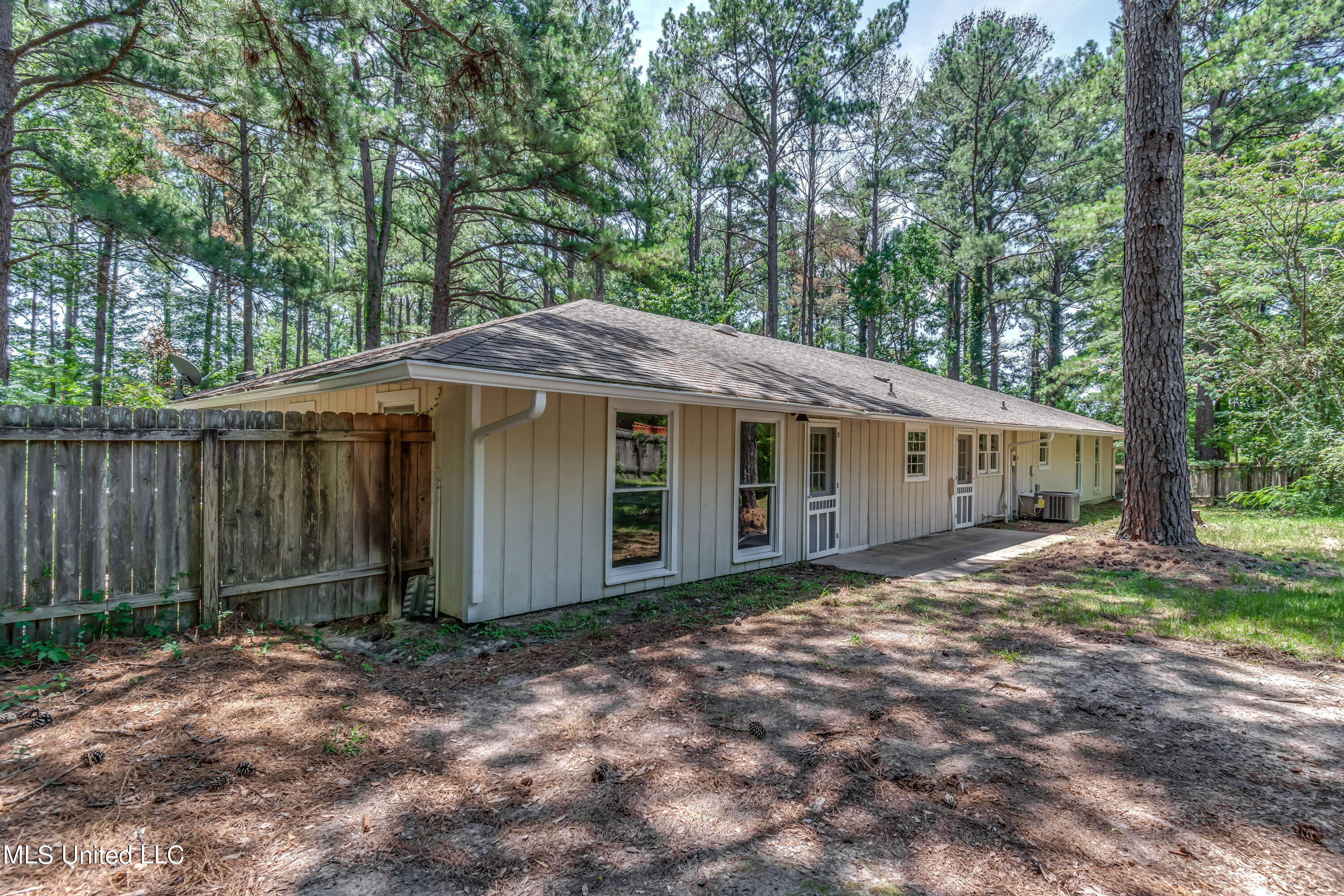 551 Holly Bush Road Brandon, MS 39047 - Photo 60 of 71 551 Holly Bush Rd-54