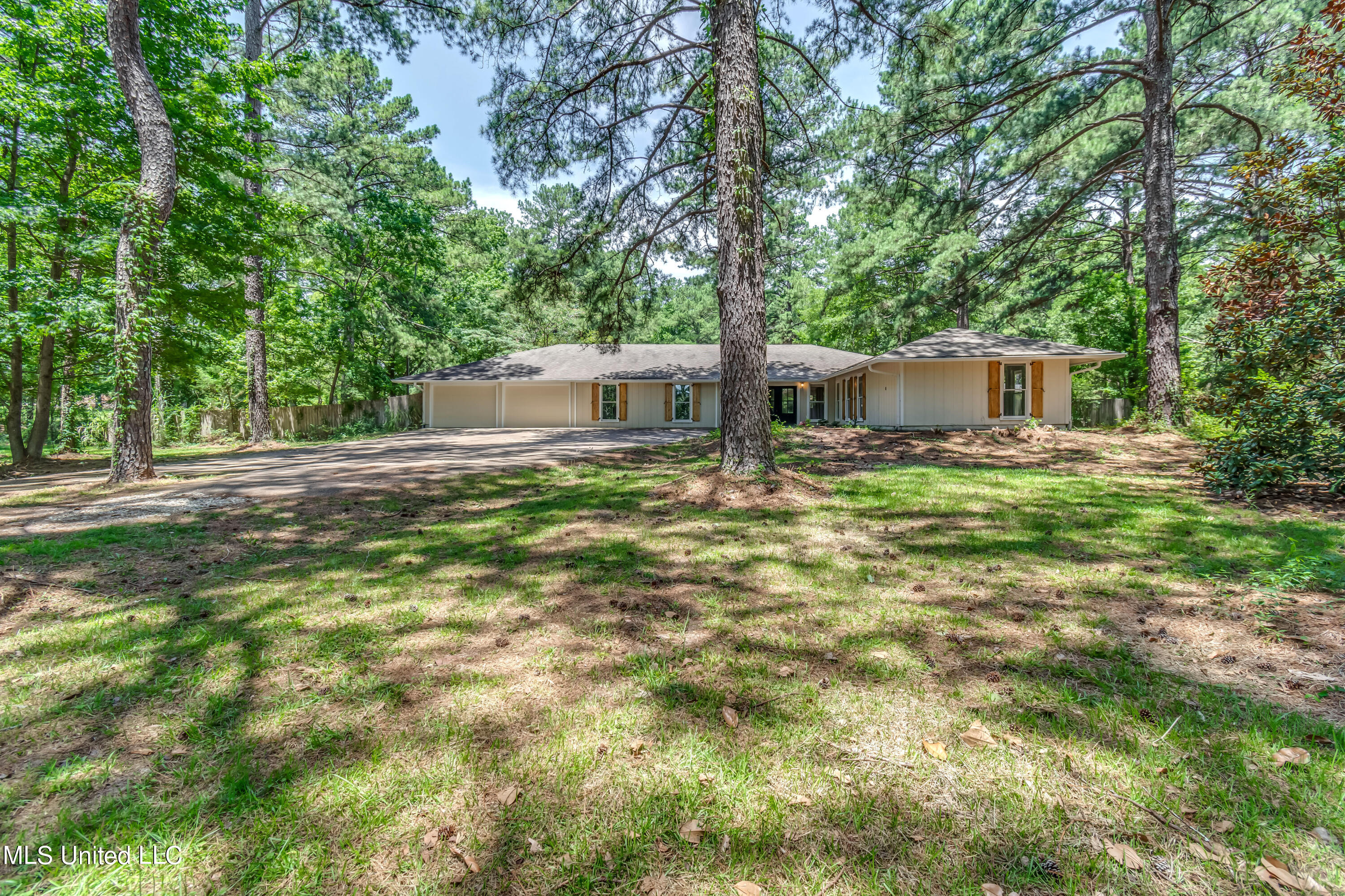 551 Holly Bush Road Brandon, MS 39047 - Photo 64 of 71 551 Holly Bush Rd-63