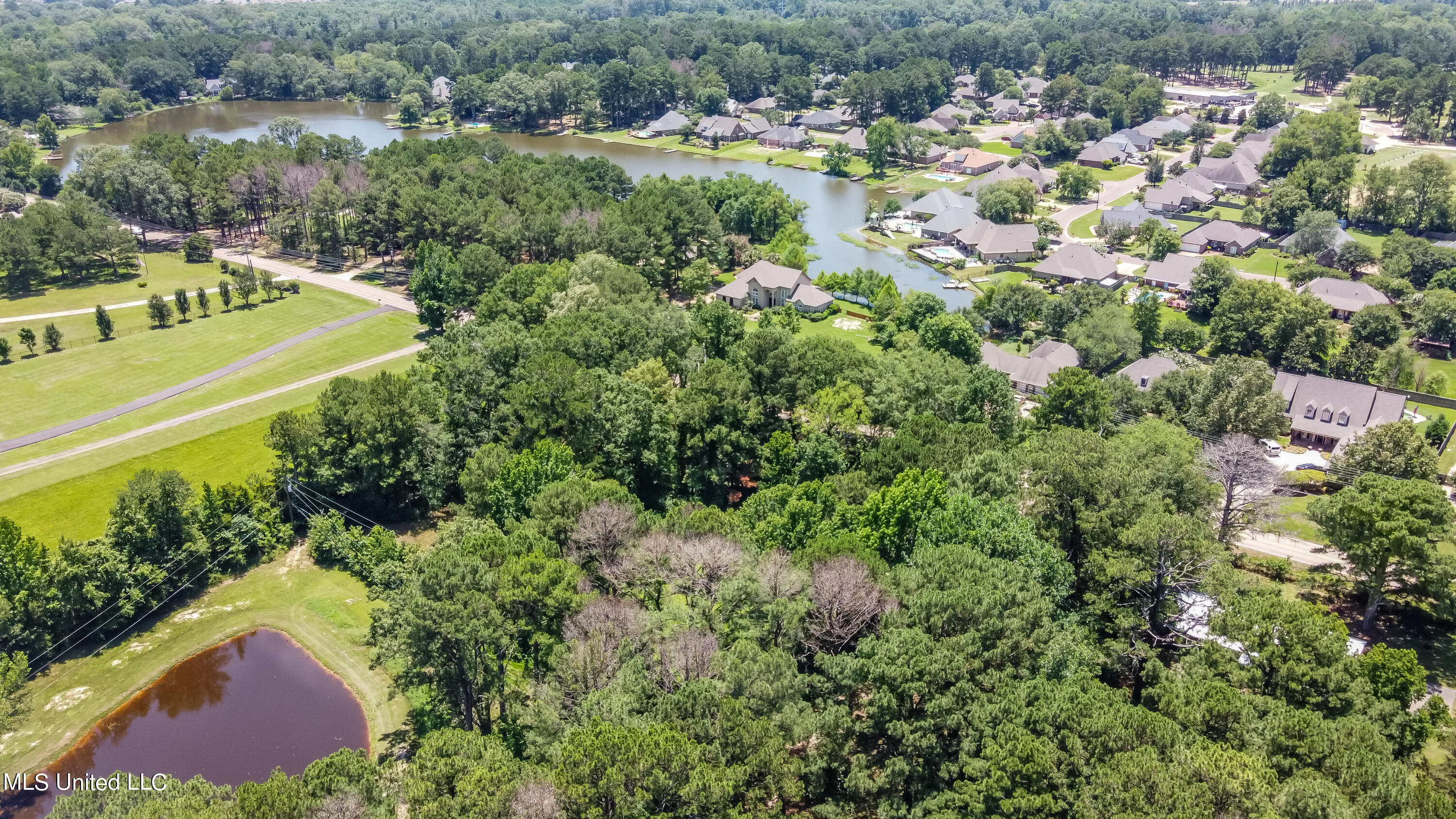 551 Holly Bush Road Brandon, MS 39047 - Photo 71 of 71 551 Holly Bush Rd drone-14