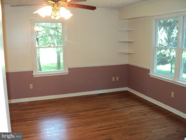 268 Thomson Street Summit Point, WV 25446 - Photo 22 of 27 Dining Room