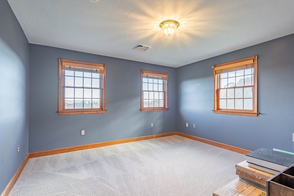 29 Ryan Road North Brookfield, MA 01535 - Photo 26 of 42 Gallery Image 26