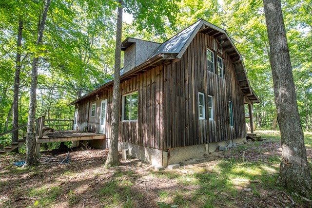 406 Gap Of Ridge Road Wytheville, VA 24382 - Photo 6 of 34 Gallery Image 6