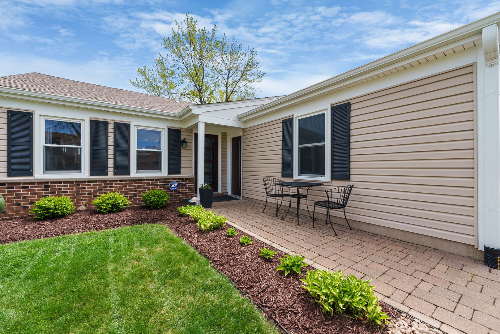 5045 Rochester Drive Hoffman Estates, IL 60010 - Photo 29 of 33 a view of a house with patio