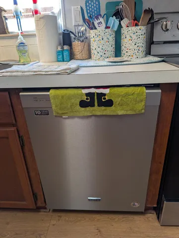 $297,500 | 2460 Southwest Versailles Terrace, Stuart, FL 34997