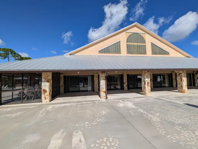 $297,500 | 2460 Southwest Versailles Terrace, Stuart, FL 34997