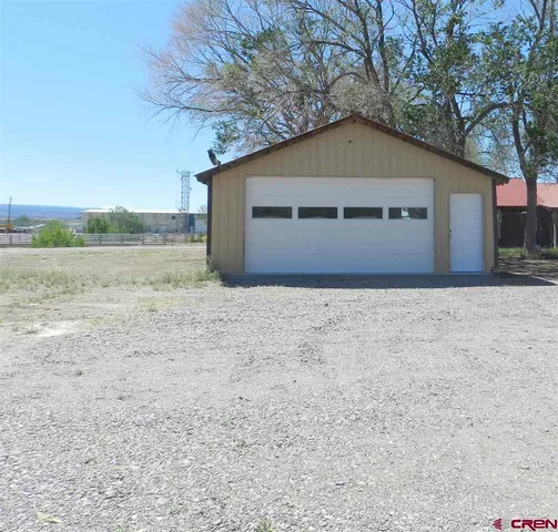 $600 | 1720 6450 Road, Unit FINISHED GARAGE B, Montrose, CO 81401