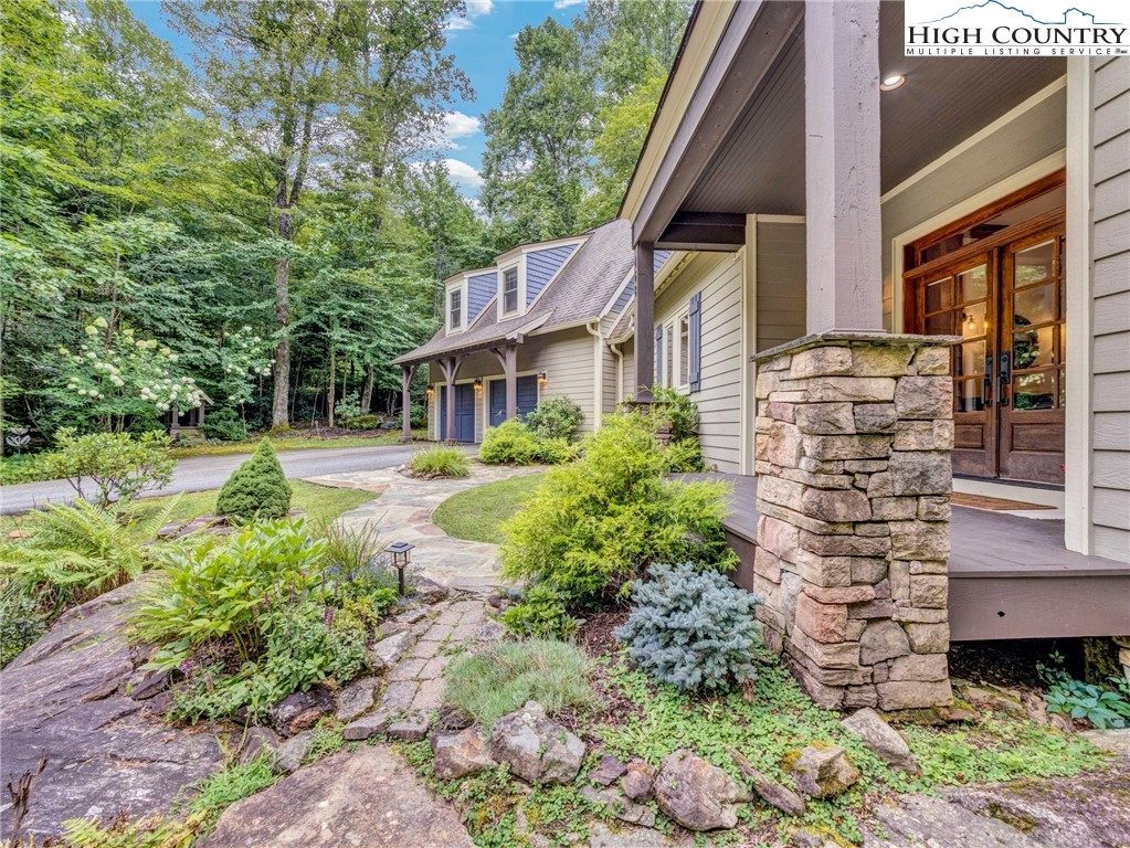 468 Twin Rivers Drive Boone, NC 28607 - Photo 2 of 48 Gallery Image 2