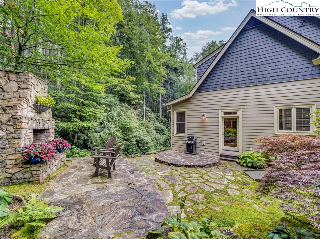 468 Twin Rivers Drive Boone, NC 28607 - Photo 38 of 48 Gallery Image 38