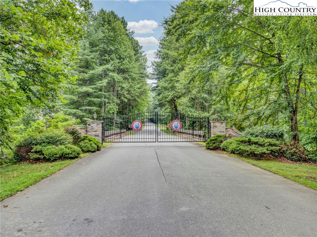 468 Twin Rivers Drive Boone, NC 28607 - Photo 44 of 48 Gallery Image 44