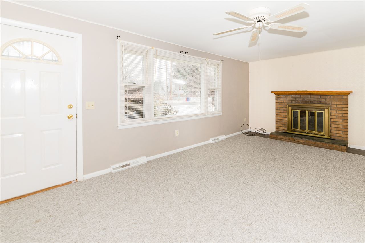 880 Bay Road Colchester, VT 05446 - Photo 2 of 36 Gallery Image 2