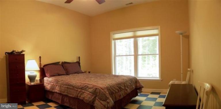 655 Old Herald Harbor Road Crownsville, MD 21032 - Photo 4 of 26 Bedroom #3
