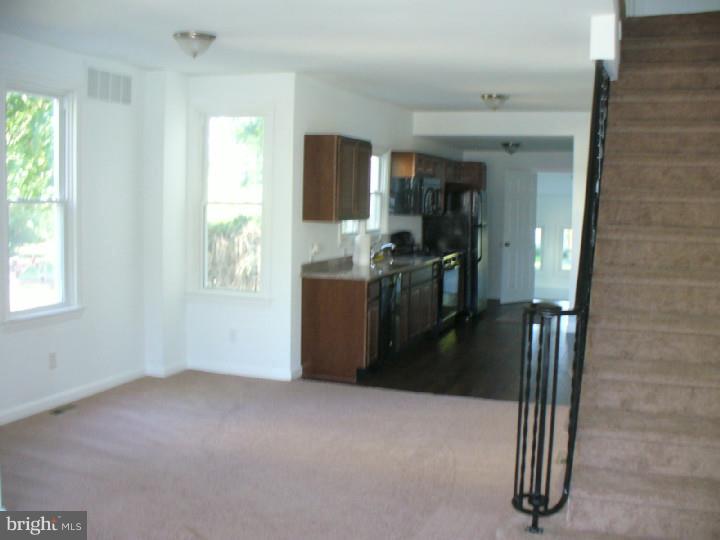 421 Delaware Avenue Riverside, NJ 08075 - Photo 4 of 13 Dining Room