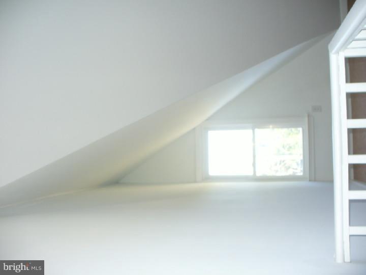 421 Delaware Avenue Riverside, NJ 08075 - Photo 8 of 13