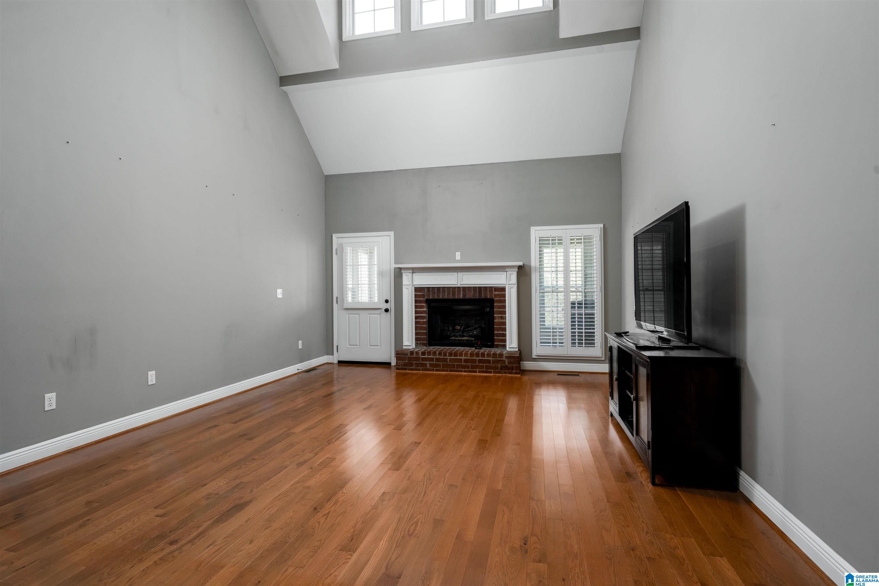12371 Slayton Road Duncanville, AL 35456 - Photo 13 of 81