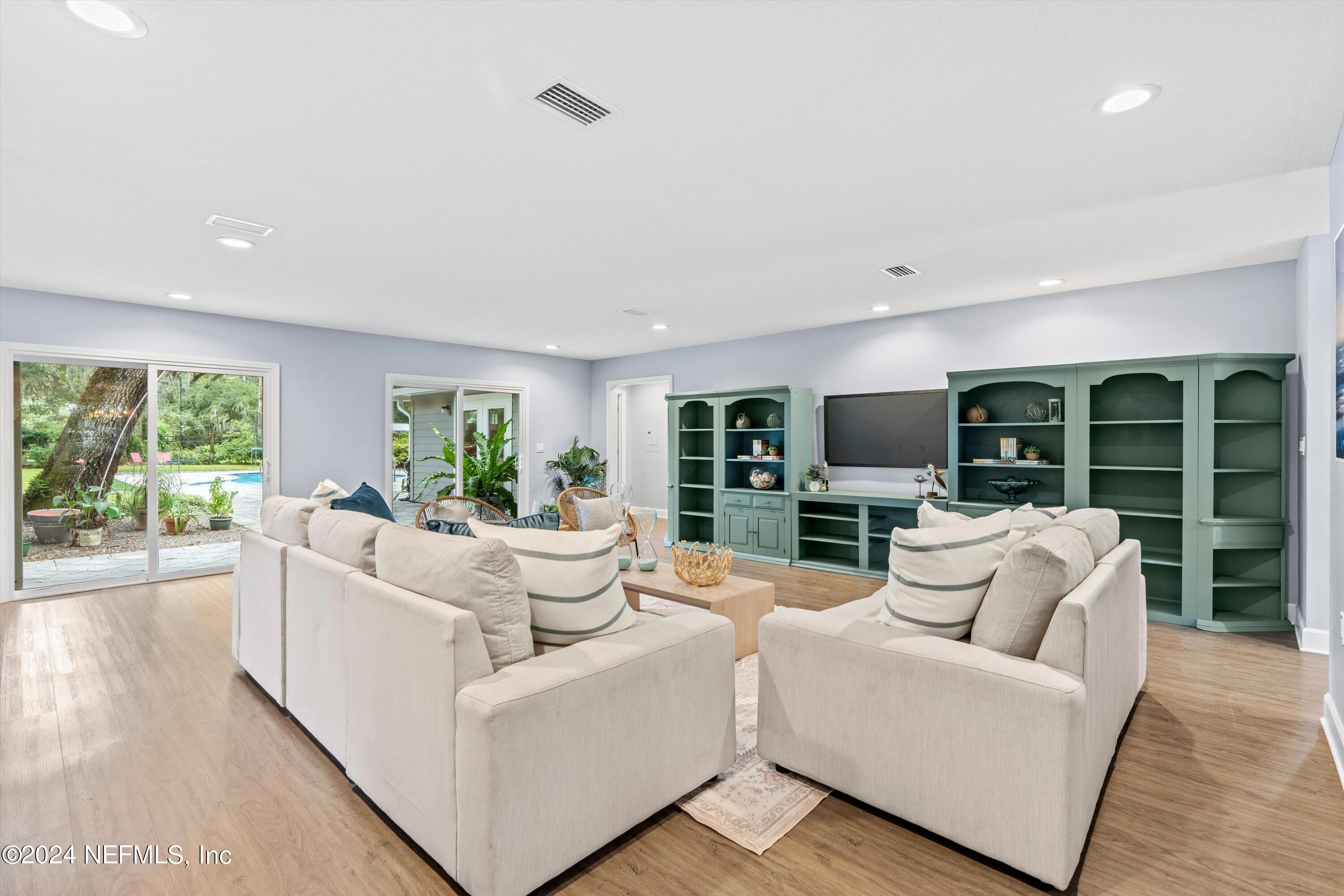 1521 Penman Road Neptune Beach, FL 32266 - Photo 7 of 49 Living Room