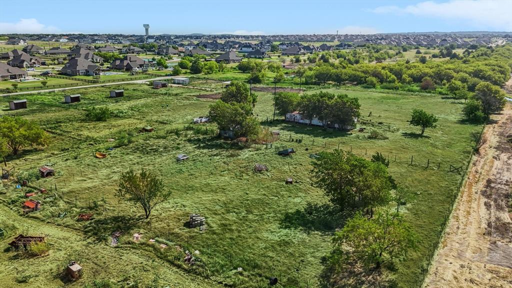 7331 Faught Road Argyle, TX 76226 - Photo 3 of 22 a view of a green field with lots of green space