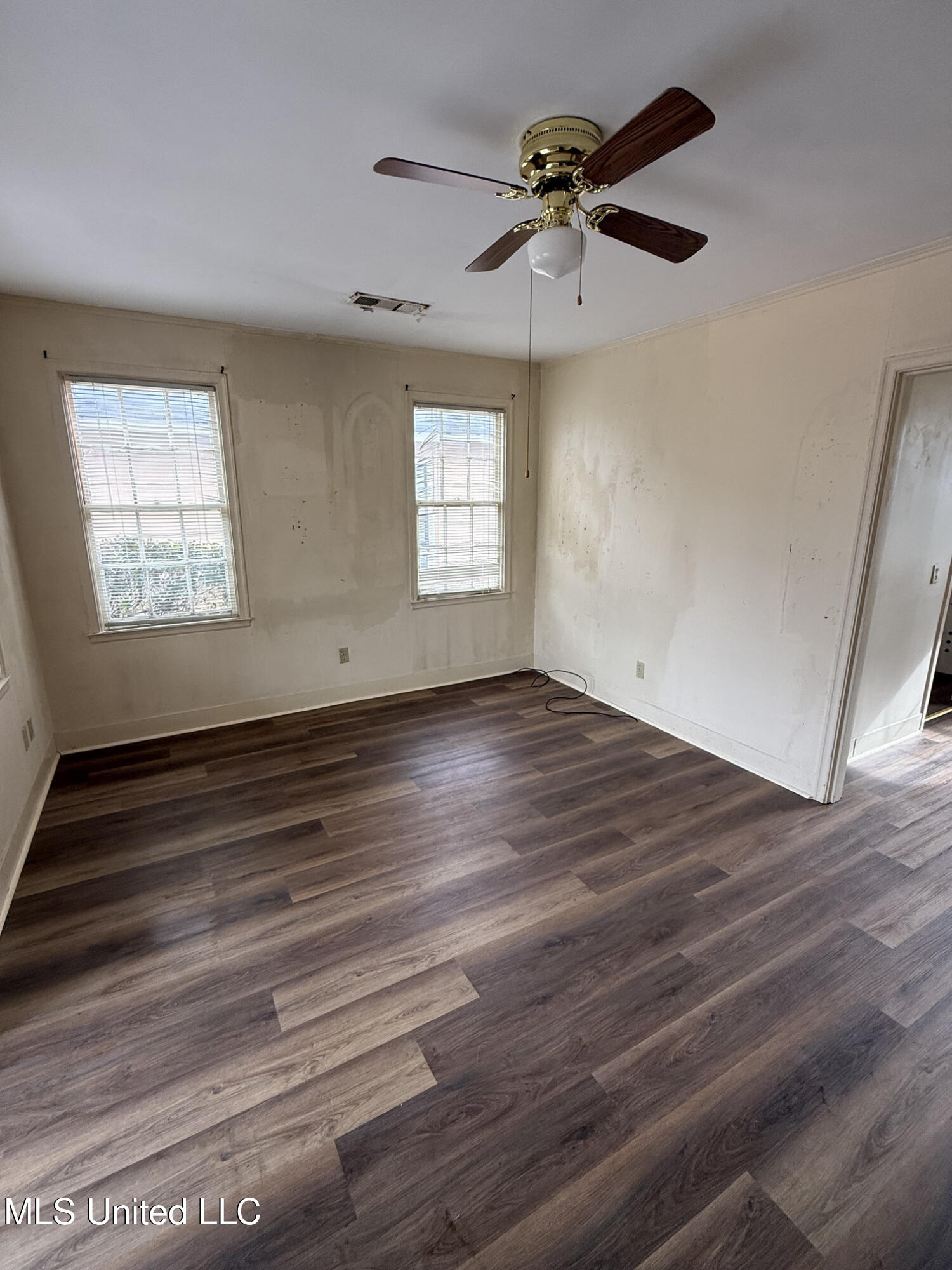 1723 Riverside Avenue Clarksdale, MS 38614 - Photo 6 of 13 IMG_4501