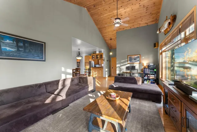 $515,000 | 84335 Jack Pine Lane, Willow River, MN 55795
