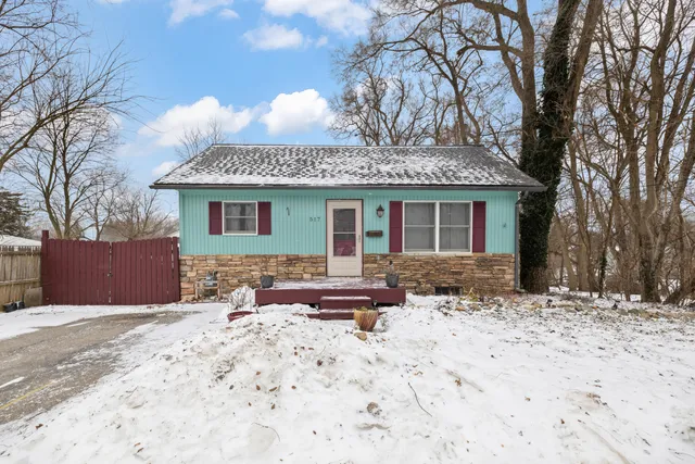 $249,900 | 517 West Commerce Street, Milford, MI 48381