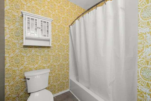 $249,900 | 517 West Commerce Street, Milford, MI 48381