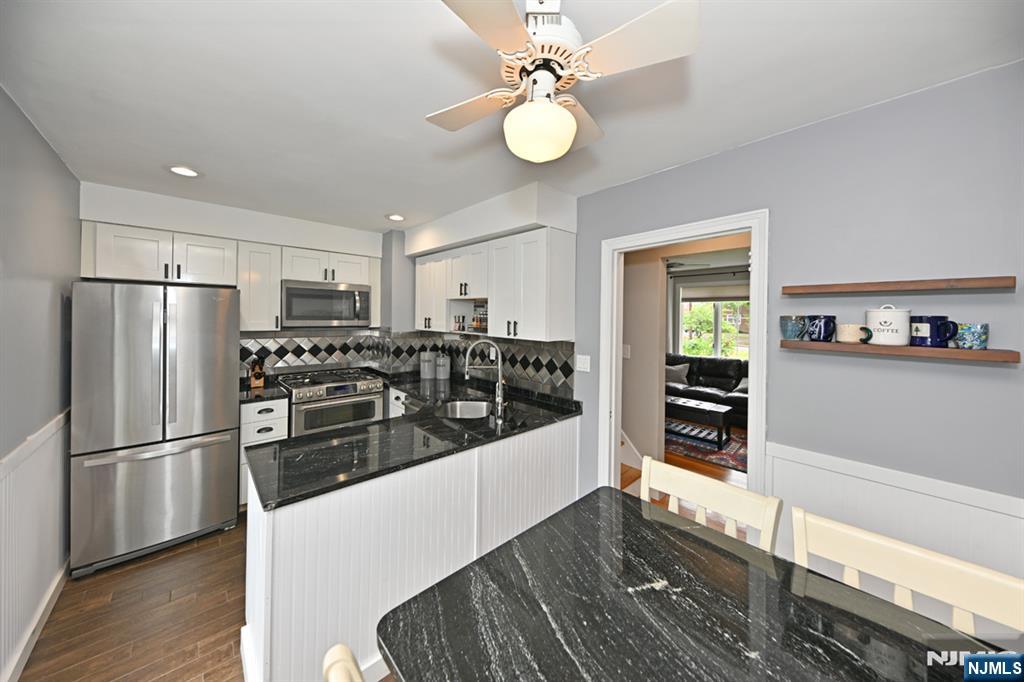 575 Allwood Road Clifton, NJ 07012 - Photo 6 of 21