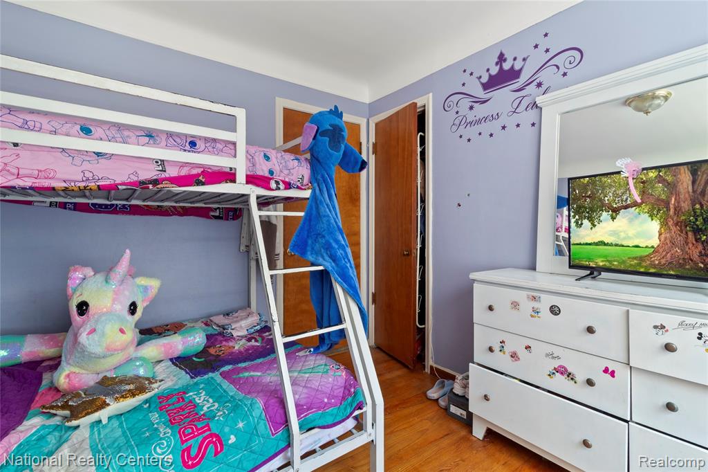 18027 Strathmoor Street Detroit, MI 48235 - Photo 23 of 41 Gallery Image 23